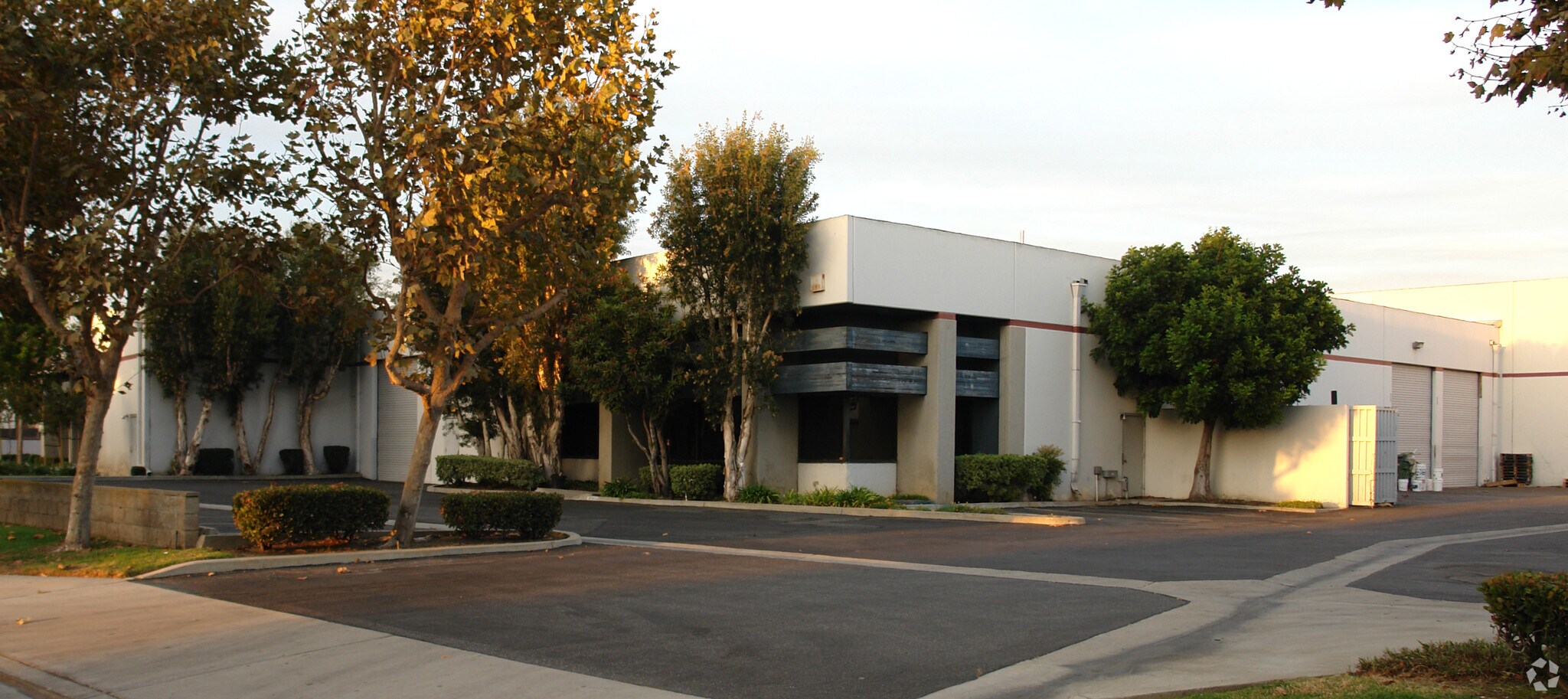 16404 Ishida Ave, Carson, CA for lease Primary Photo- Image 1 of 2
