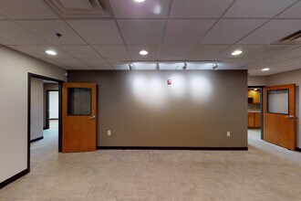 444 N Cleveland Ave, Westerville, OH for lease Interior Photo- Image 2 of 8