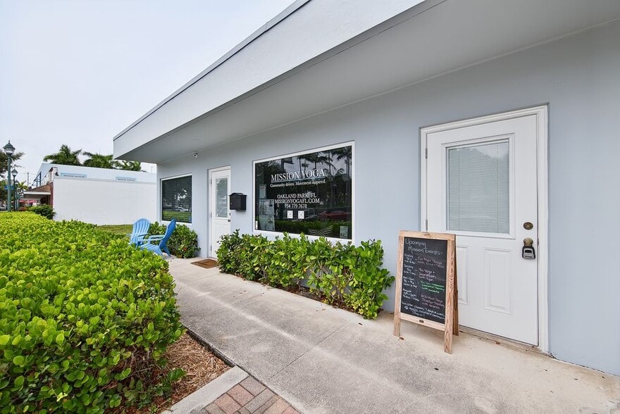 3400 NE 12th Ave, Fort Lauderdale, FL à louer - Photo du bâtiment - Image 2 de 7