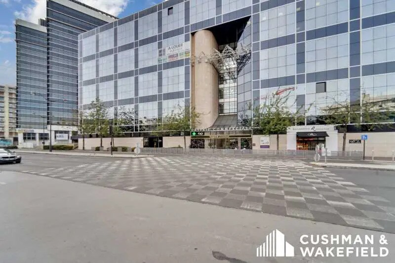 104 Avenue Albert 1Er, Rueil-Malmaison for lease - Building Photo - Image 1 of 8