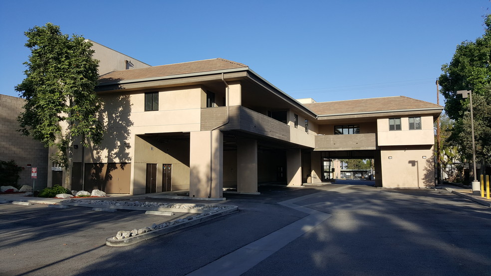 830 S Citrus Ave, Azusa, CA for lease - Building Photo - Image 2 of 10