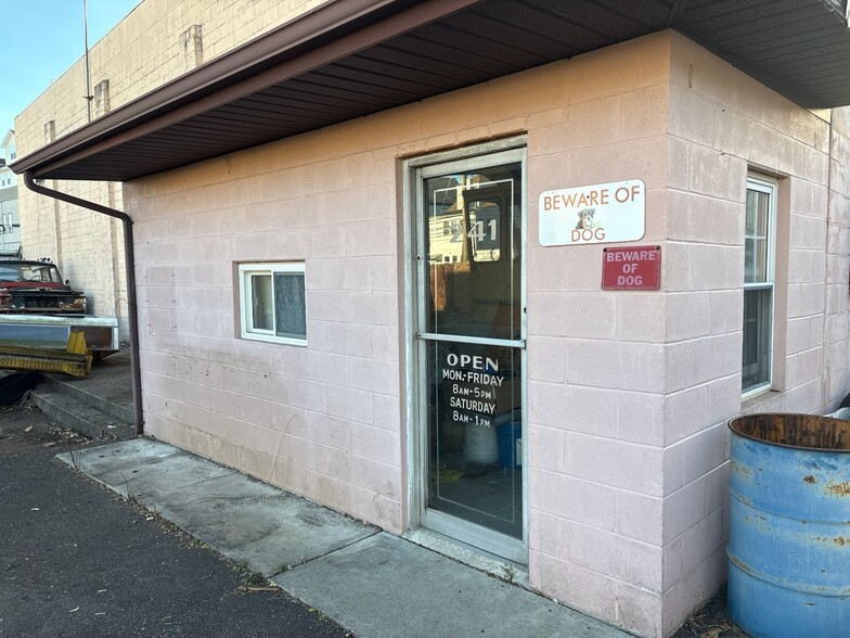 241 Belmont Ave, Haledon, NJ for lease - Building Photo - Image 3 of 4