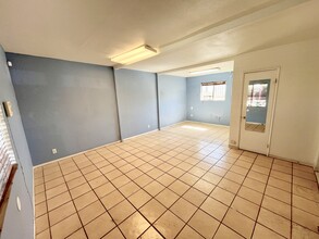 13279 Palm Dr, Desert Hot Springs, CA for lease Interior Photo- Image 1 of 10