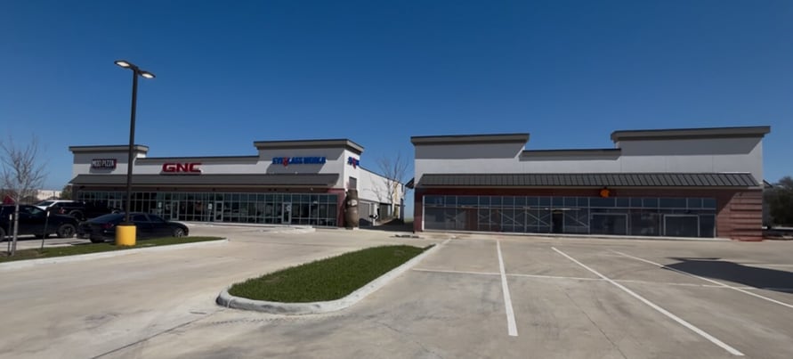 8450 Memorial Blvd, Port, Port Arthur, TX for lease - Building Photo - Image 2 of 7