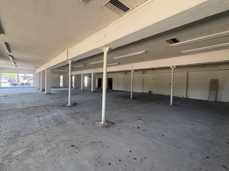 6891-6893 Village Pky, Dublin, CA for lease - Building Photo - Image 2 of 9