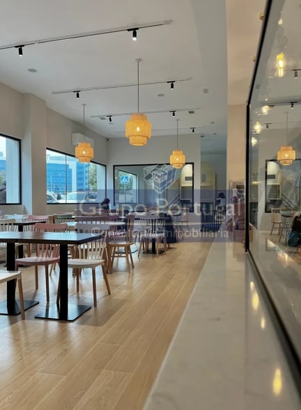 Retail in Madrid, Madrid for lease - Interior Photo - Image 2 of 4