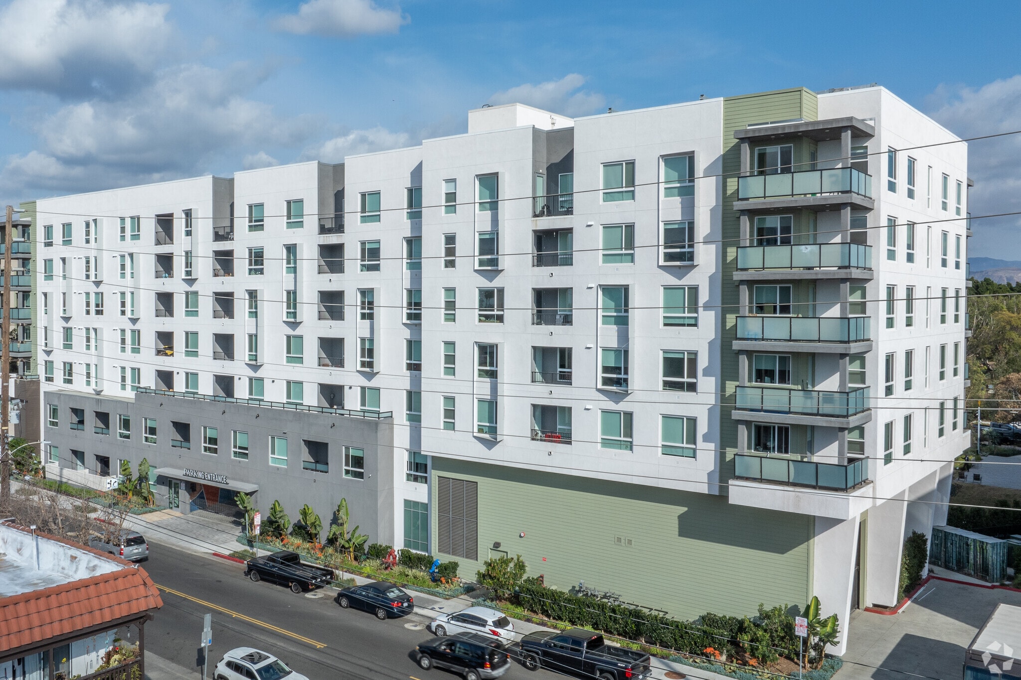 1660 E 1st St, Santa Ana, CA for lease Primary Photo- Image 1 of 6