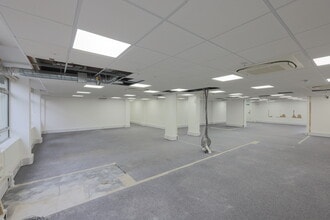 27-37 St. Georges Rd, London for lease Building Photo- Image 2 of 8