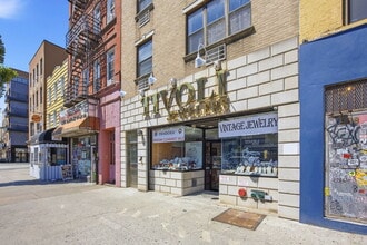 327 Graham Ave, Brooklyn, NY for lease Interior Photo- Image 2 of 18