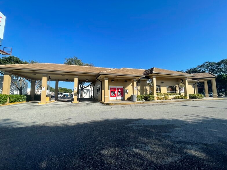 5991 Anglers Ave, Fort Lauderdale, FL à louer - Photo du bâtiment - Image 3 de 19