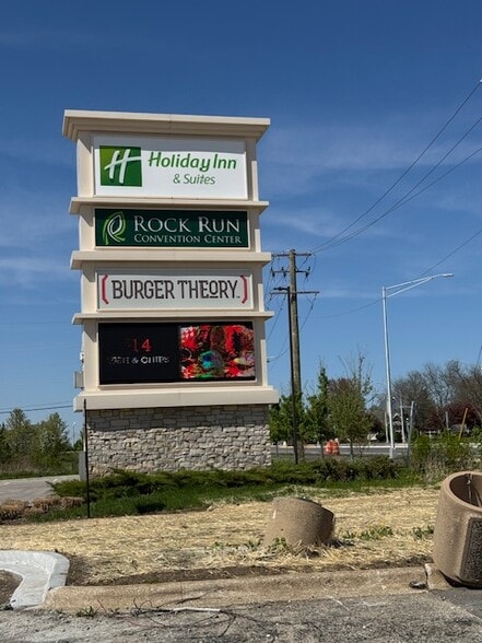 2625 Rock Creek Blvd, Joliet, IL for sale - Building Photo - Image 3 of 14