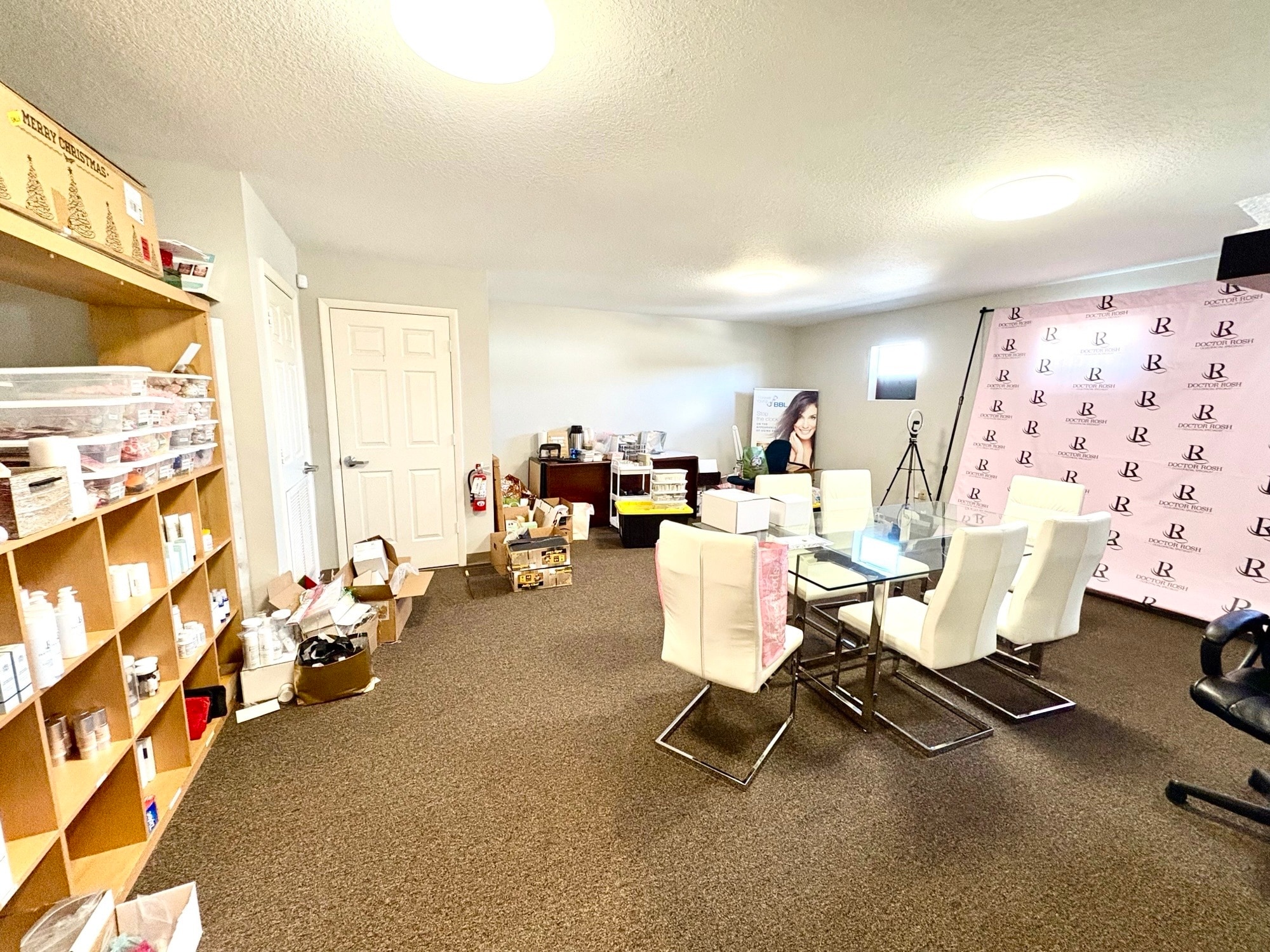 24420 State Road 54, Lutz, FL à louer Photo intérieure- Image 1 de 1