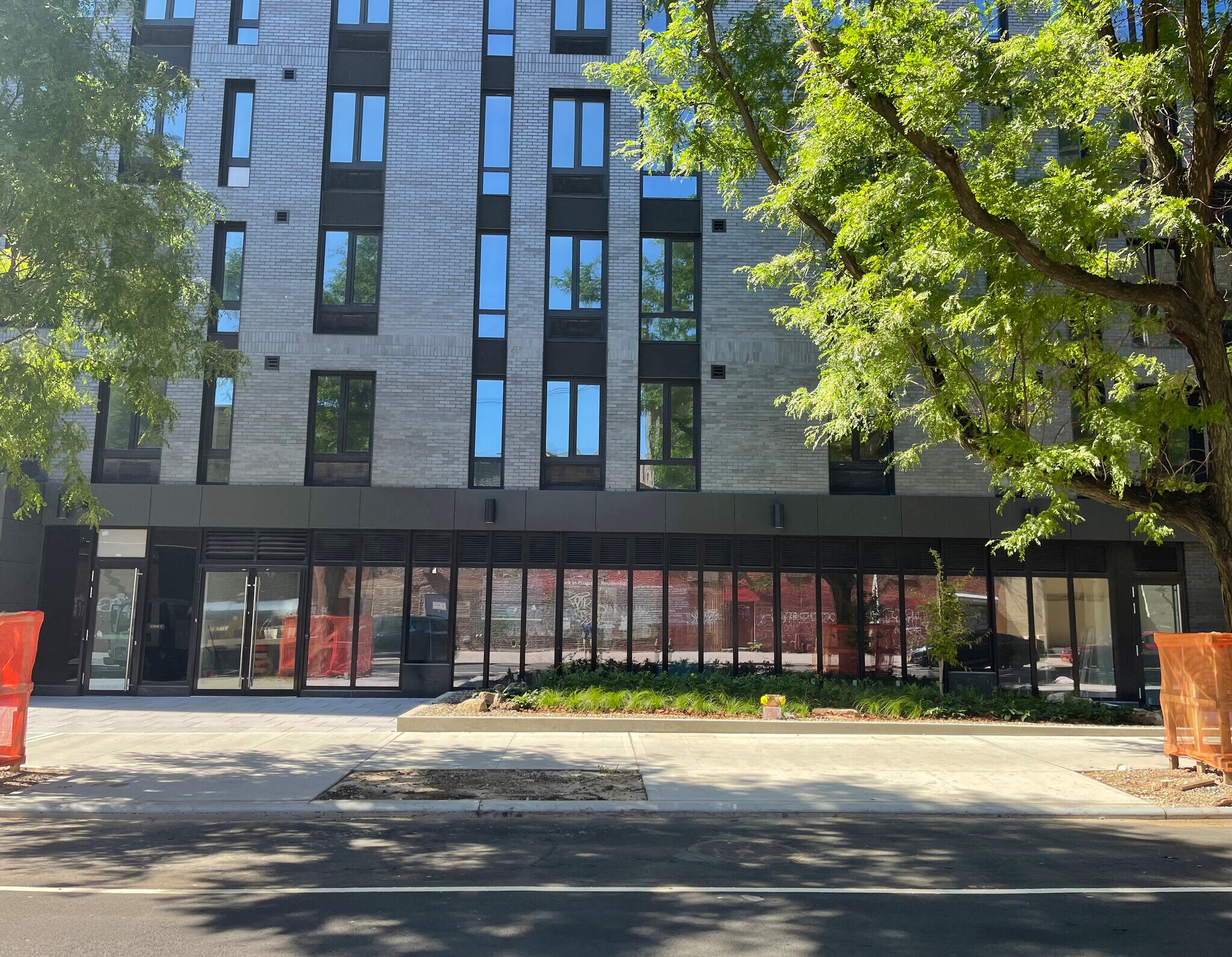 212 W 124th St, New York, NY for lease Building Photo- Image 1 of 3