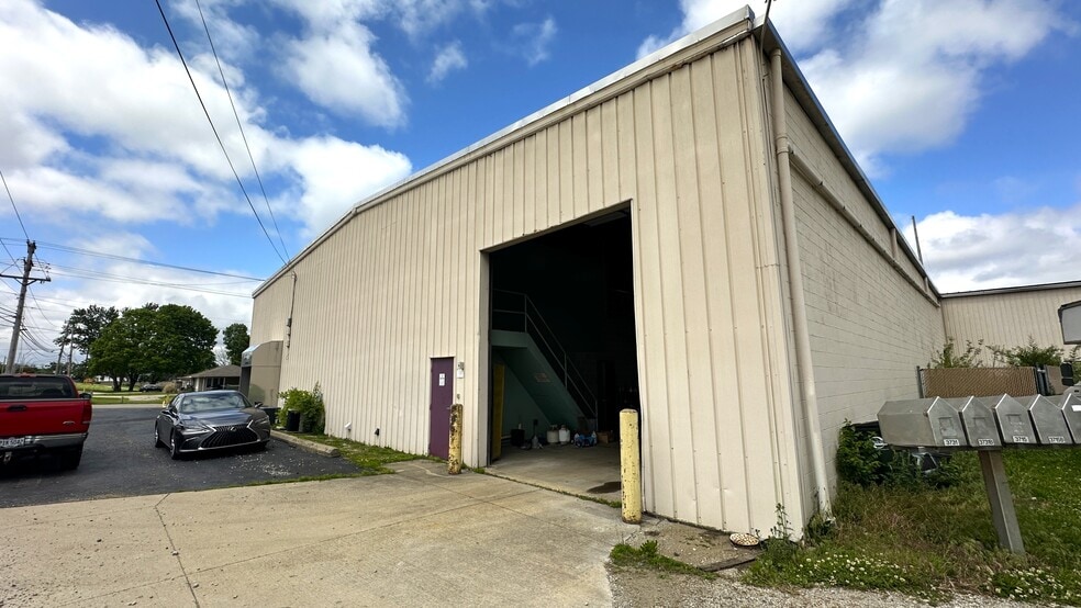 3731 W Alexandersville Bellbrook Rd, Dayton, OH for sale - Building Photo - Image 3 of 23