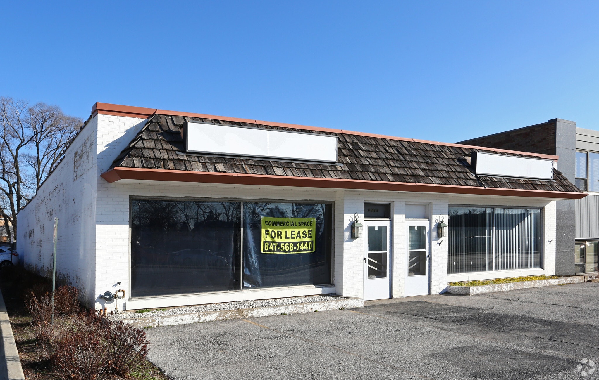 6735 N Lincoln Ave, Lincolnwood, IL for sale Primary Photo- Image 1 of 20