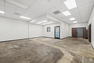 31304-31348 Via Colinas, Westlake Village, CA for lease Interior Photo- Image 2 of 10
