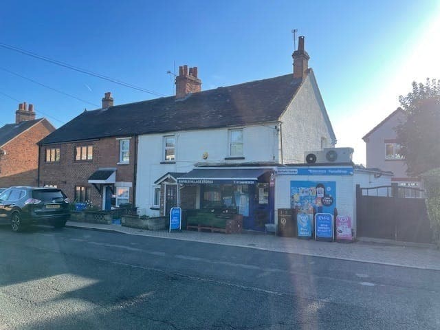 Terrace Road North, Bracknell for sale - Building Photo - Image 2 of 2