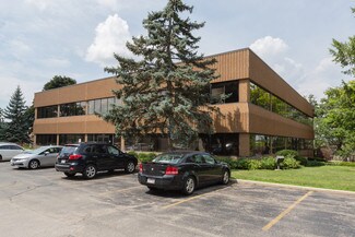 Plus de détails pour 2727 N Grandview Blvd, Waukesha, WI - Bureau, Bureau/Médical à louer
