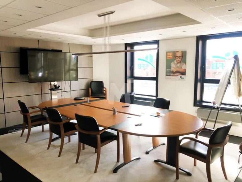 Bureau dans Évry-Courcouronnes à vendre - Photo intérieure - Image 2 de 14