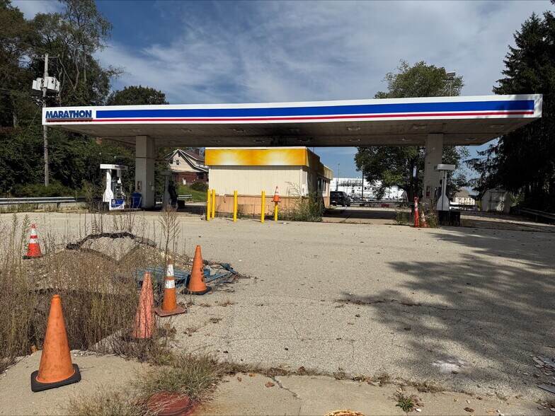 4732 Lebanon Church Rd, Dravosburg, PA for sale - Building Photo - Image 2 of 2