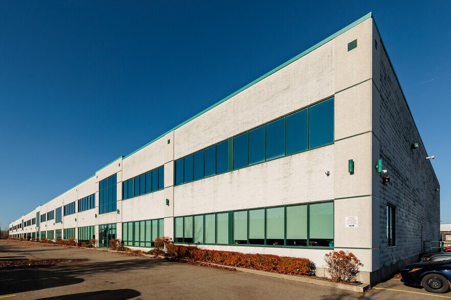 155-245 Av Avro, Pointe-claire QC - Warehouse