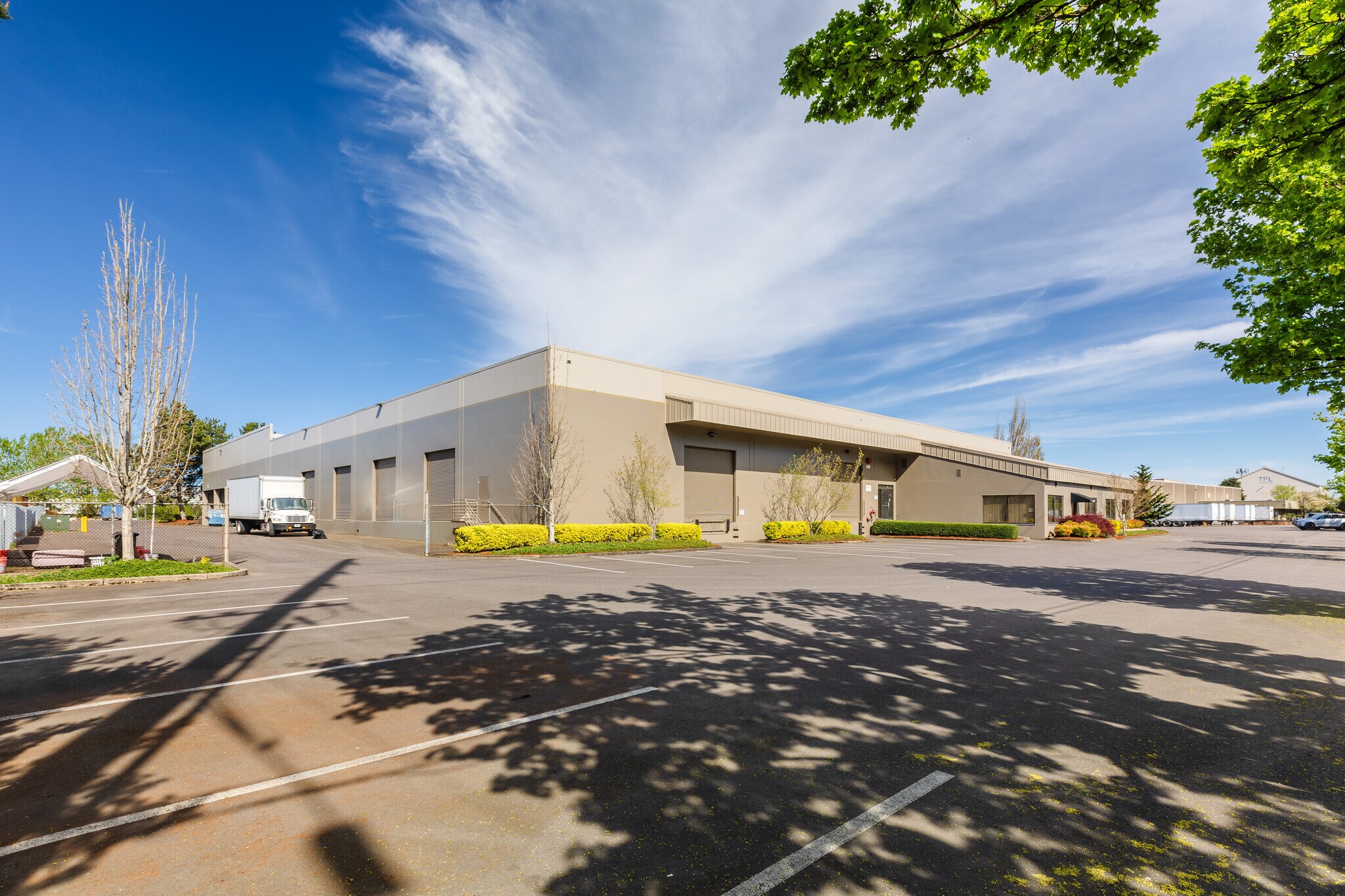 4322-4338 NW Yeon Ave, Portland, OR for lease Primary Photo- Image 1 of 10