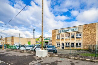 More details for 43 Avenue De La République, Vénissieux - Retail for Lease