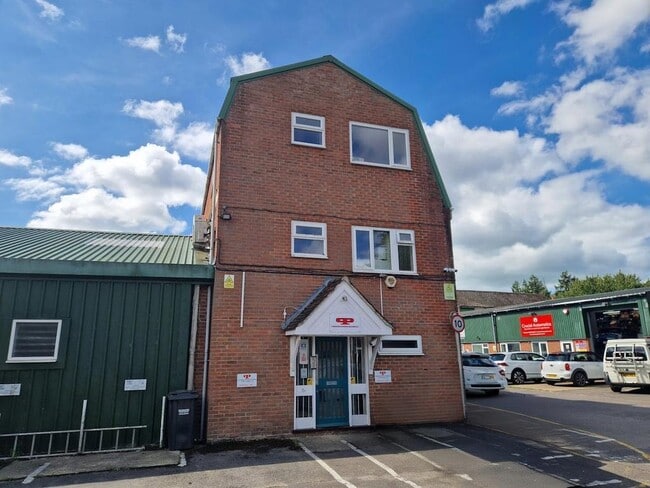 More details for East St, Titchfield - Office, Industrial for Lease
