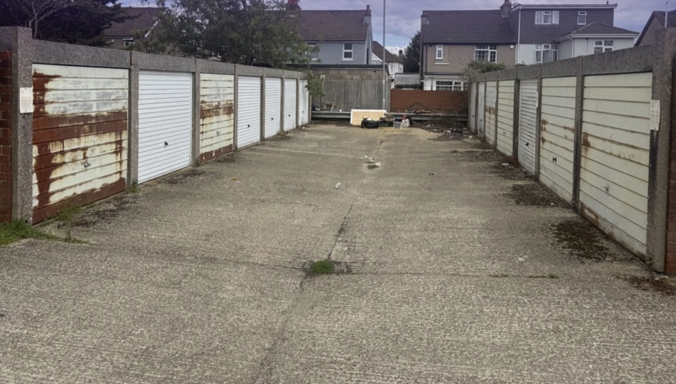 42 Albion Rd, Hayes for sale - Primary Photo - Image 1 of 2