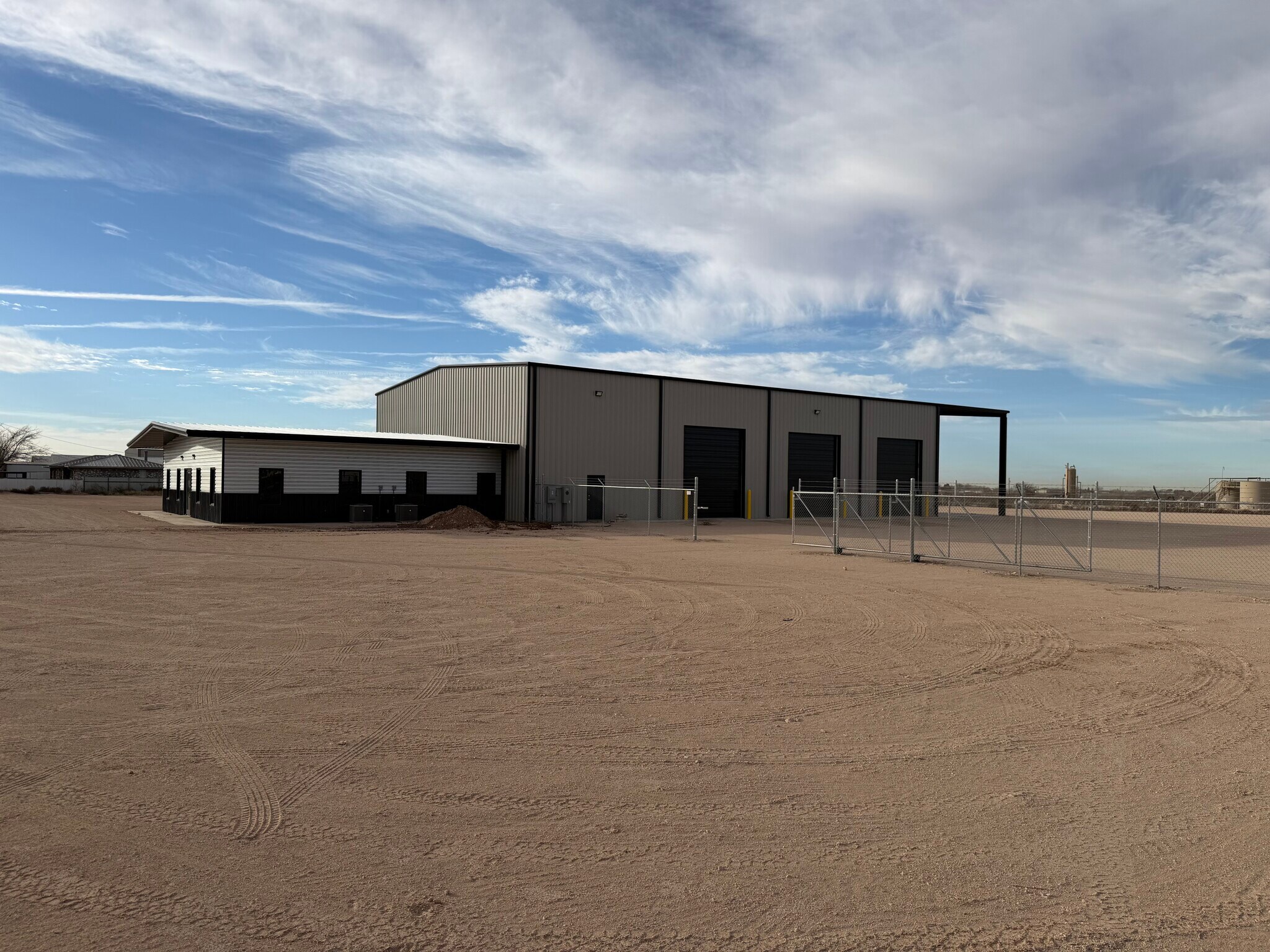 5522 S County Road 1160, Midland, TX for lease Primary Photo- Image 1 of 24