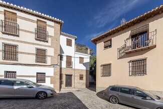 Plus de détails pour Placeta del Cristo de las Azucenas, 5-5, Granada - Multi-résidentiel à vendre