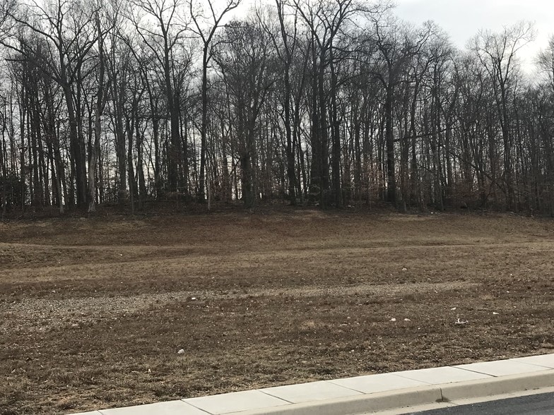 3801 Monument Cir, Abingdon, MD for sale - Primary Photo - Image 1 of 2