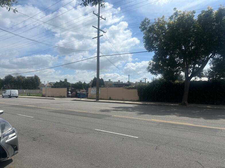 3226 W 5th St, Santa Ana, CA à vendre - Photo du bâtiment - Image 3 de 9