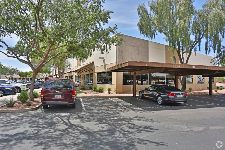 4050 E Cotton Center Blvd, Phoenix, AZ for lease - Building Photo - Image 3 of 4