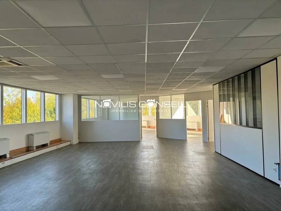 Office in Toulouse for lease Building Photo- Image 1 of 8