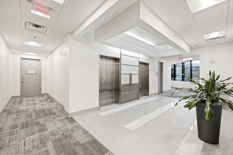 4800 N Federal Hwy, Boca Raton, FL à vendre - Photo intérieure - Image 2 de 18