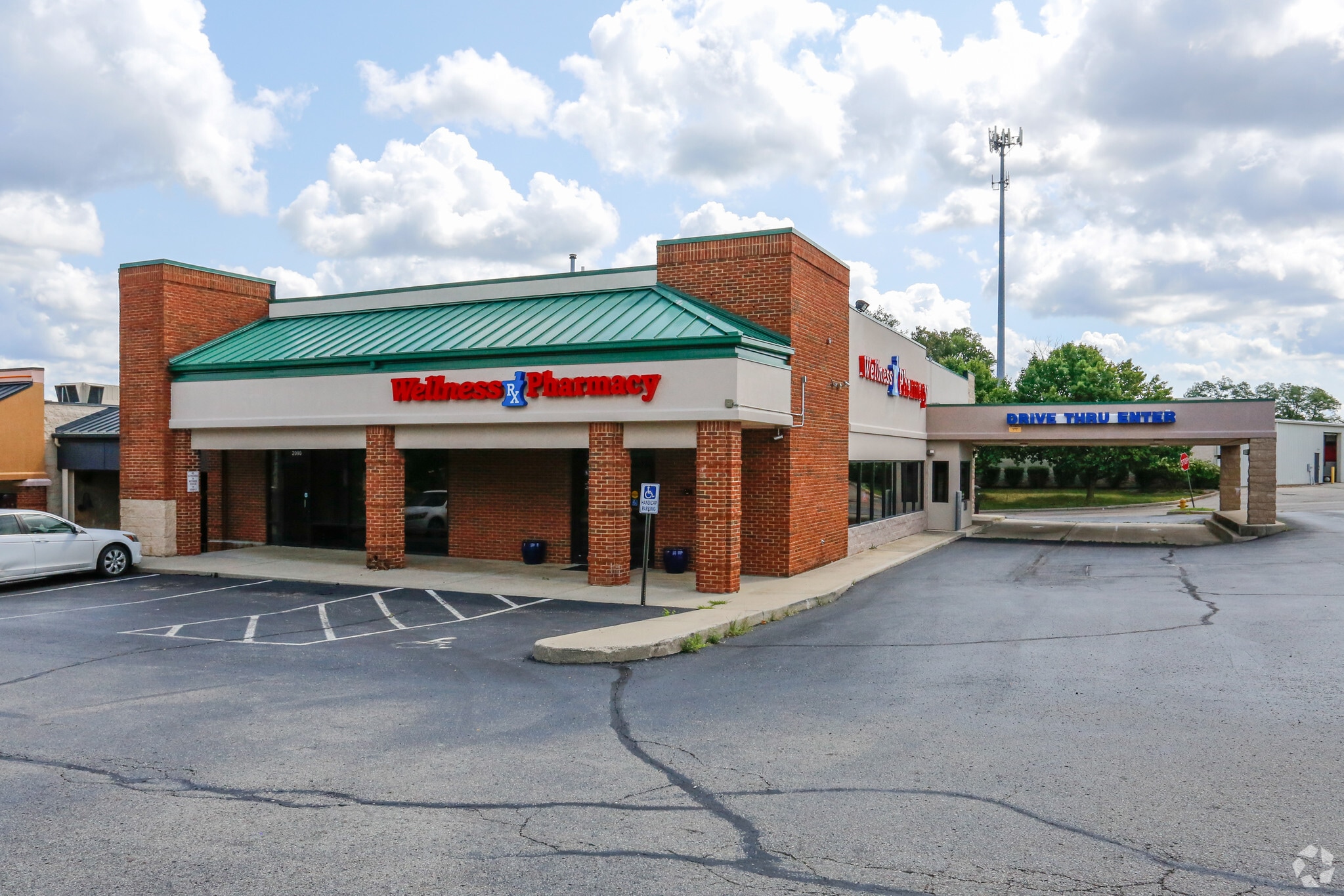 2090 S Alex Rd, Dayton, OH for lease Primary Photo- Image 1 of 4