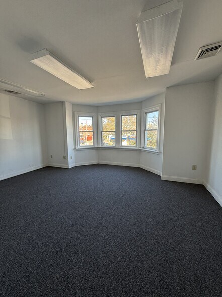 7618 Ogontz Ave, Philadelphia, PA à vendre - Photo du bâtiment - Image 3 de 7