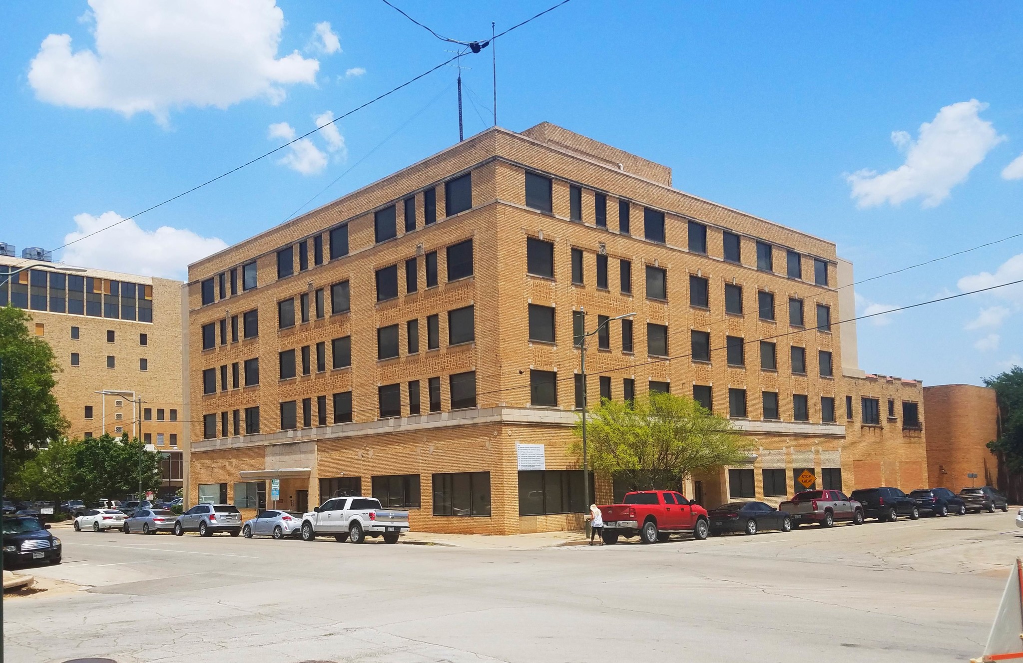 925 Lamar St, Wichita Falls, TX for sale Primary Photo- Image 1 of 1