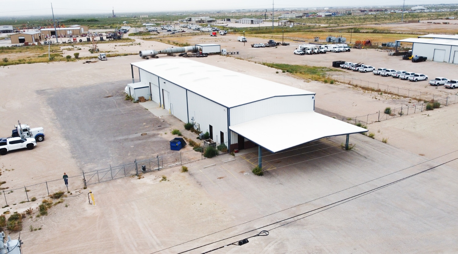 8801 W County Road 127, Midland, TX à louer Photo du bâtiment- Image 1 de 58