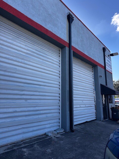 More details for 2649 S Park Rd, Hallandale, FL - Industrial for Lease