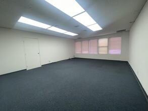 18039 Crenshaw Blvd, Torrance, CA for lease Interior Photo- Image 1 of 2