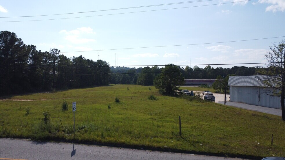 25th Avenue, Phenix City, AL à vendre - Photo du bâtiment - Image 2 de 6
