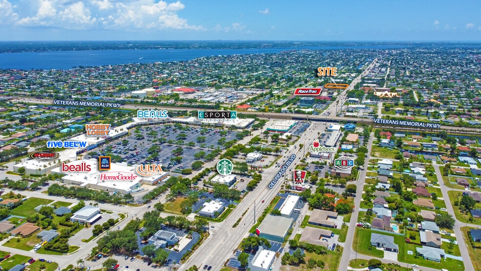2711 Del Prado Blvd S, Cape, Cape Coral, FL for lease - Building Photo - Image 2 of 3
