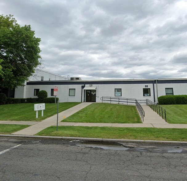 88-96 Industry Ave, Springfield, MA à louer - Photo du bâtiment - Image 2 de 5
