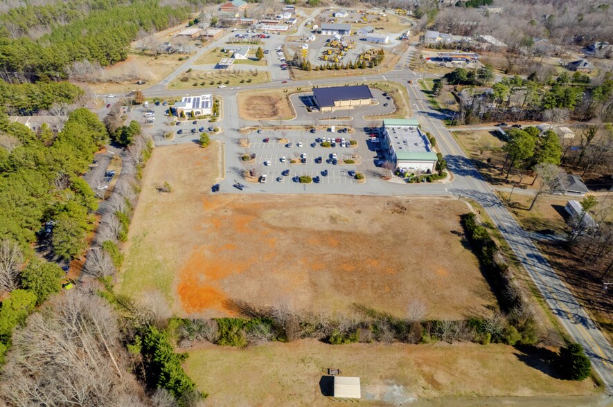 115 Oakdale Dr, Hillsborough, NC for sale - Aerial - Image 2 of 10