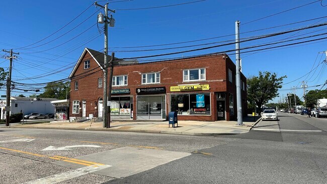 Plus de détails pour 501-509 Hicksville Rd, Massapequa, NY - Bureau/Commerce de détail à louer