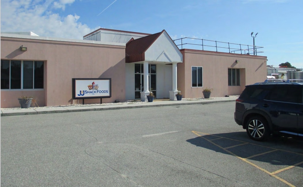 312 Sound Rd, Holly Ridge, NC for lease Primary Photo- Image 1 of 6