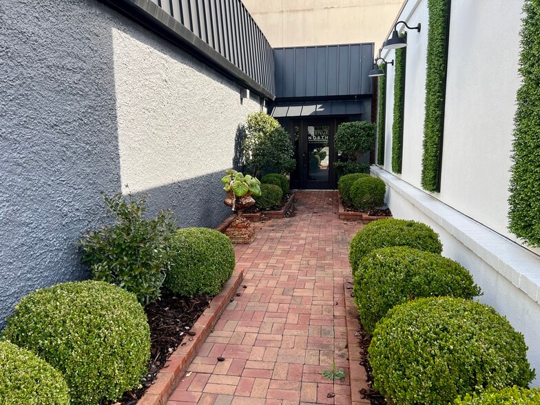 430 N Wrenn St, High Point, NC for lease - Building Photo - Image 2 of 10