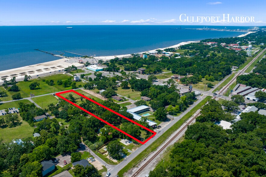 519 16th St, Gulfport, 39507, Gulfport, MS à vendre - Photo du bâtiment - Image 3 de 3